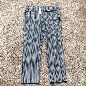 Chicos travelers off stripe crepe pant